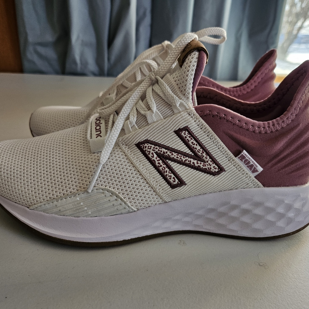 New Balance Women's Roav